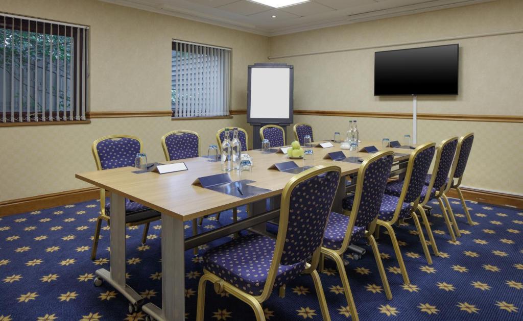 Delta Hotels By Marriott Warwick Warwick  Dış mekan fotoğraf