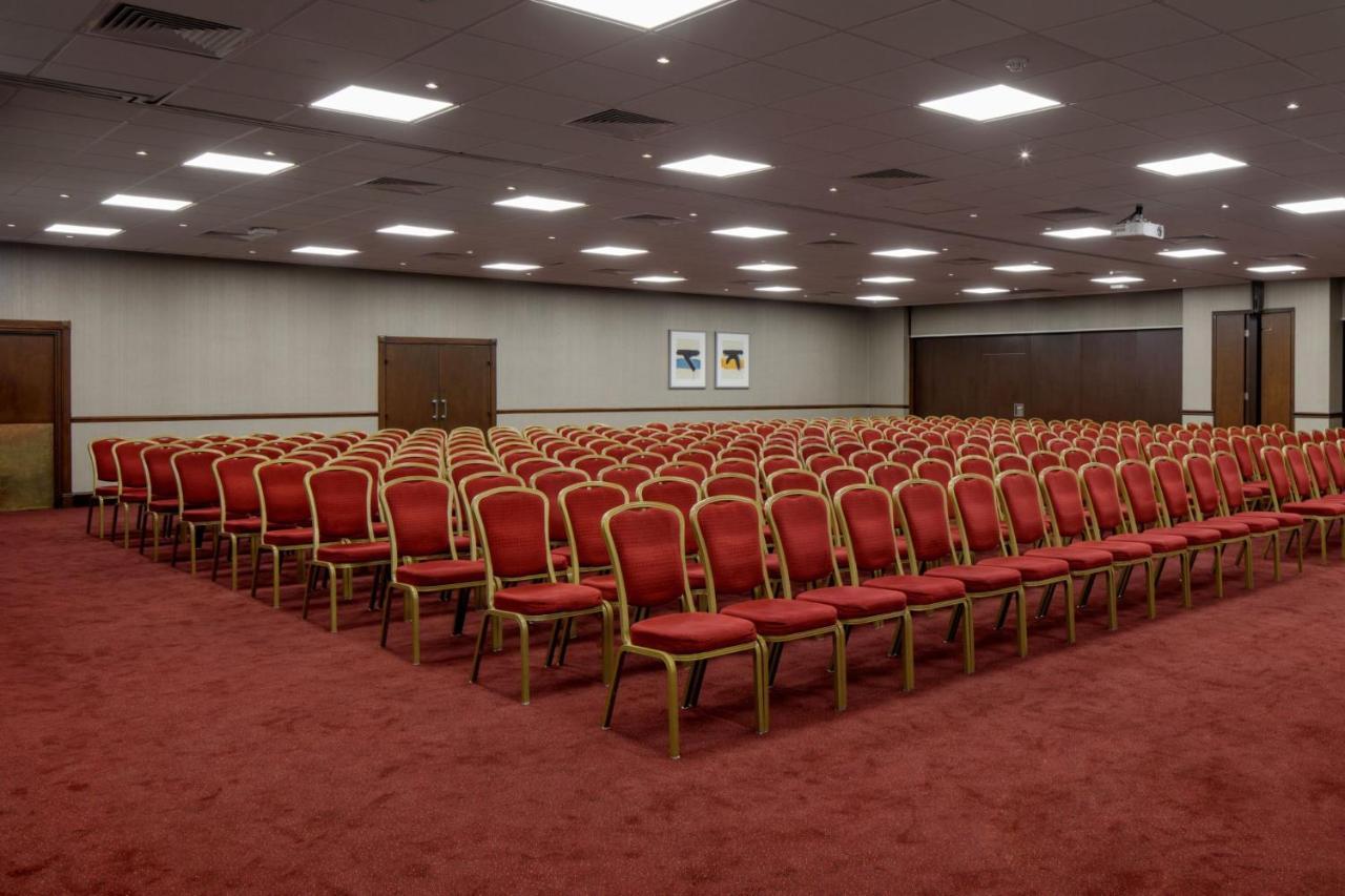 Delta Hotels By Marriott Warwick Warwick  Dış mekan fotoğraf