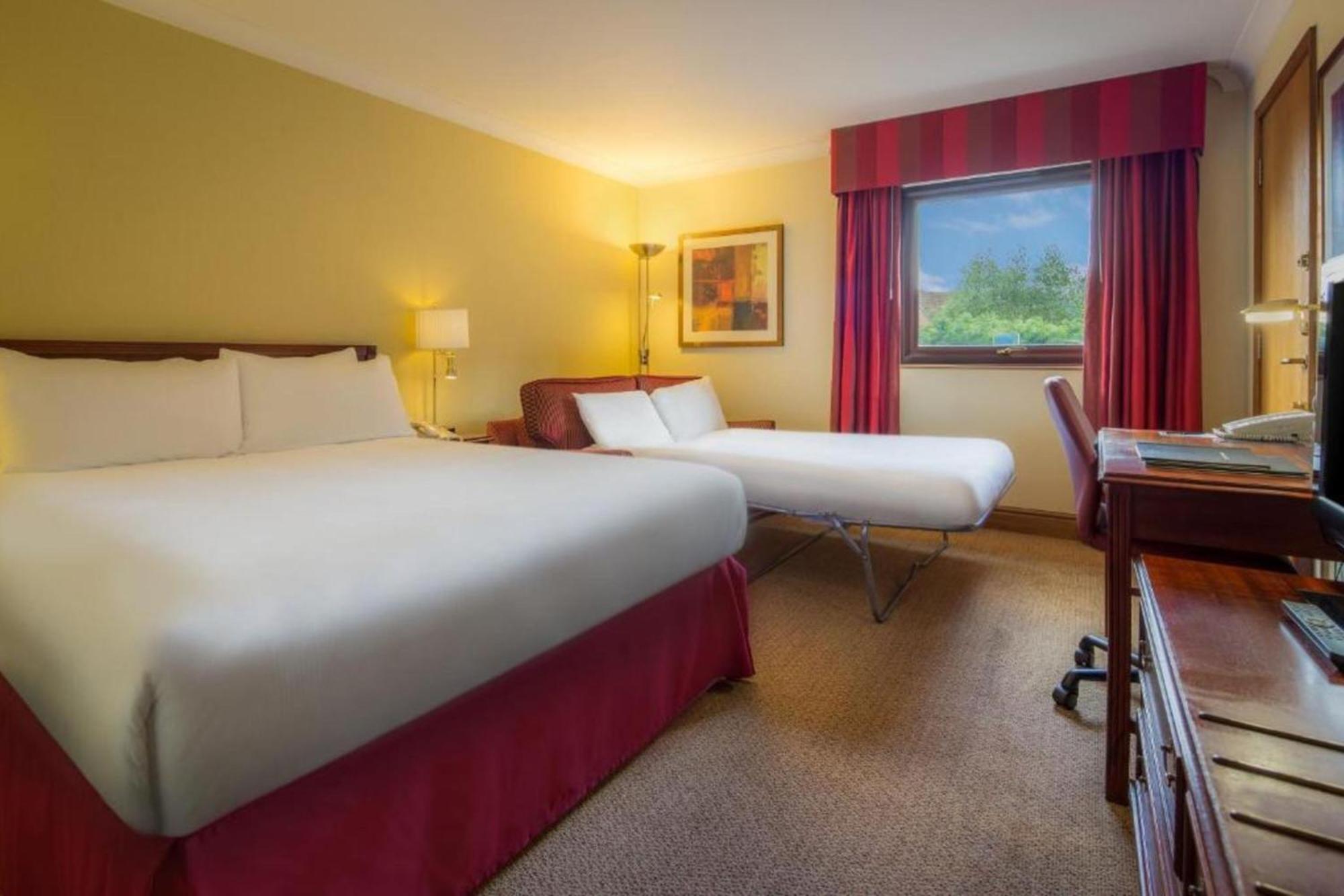 Delta Hotels By Marriott Warwick Warwick  Dış mekan fotoğraf