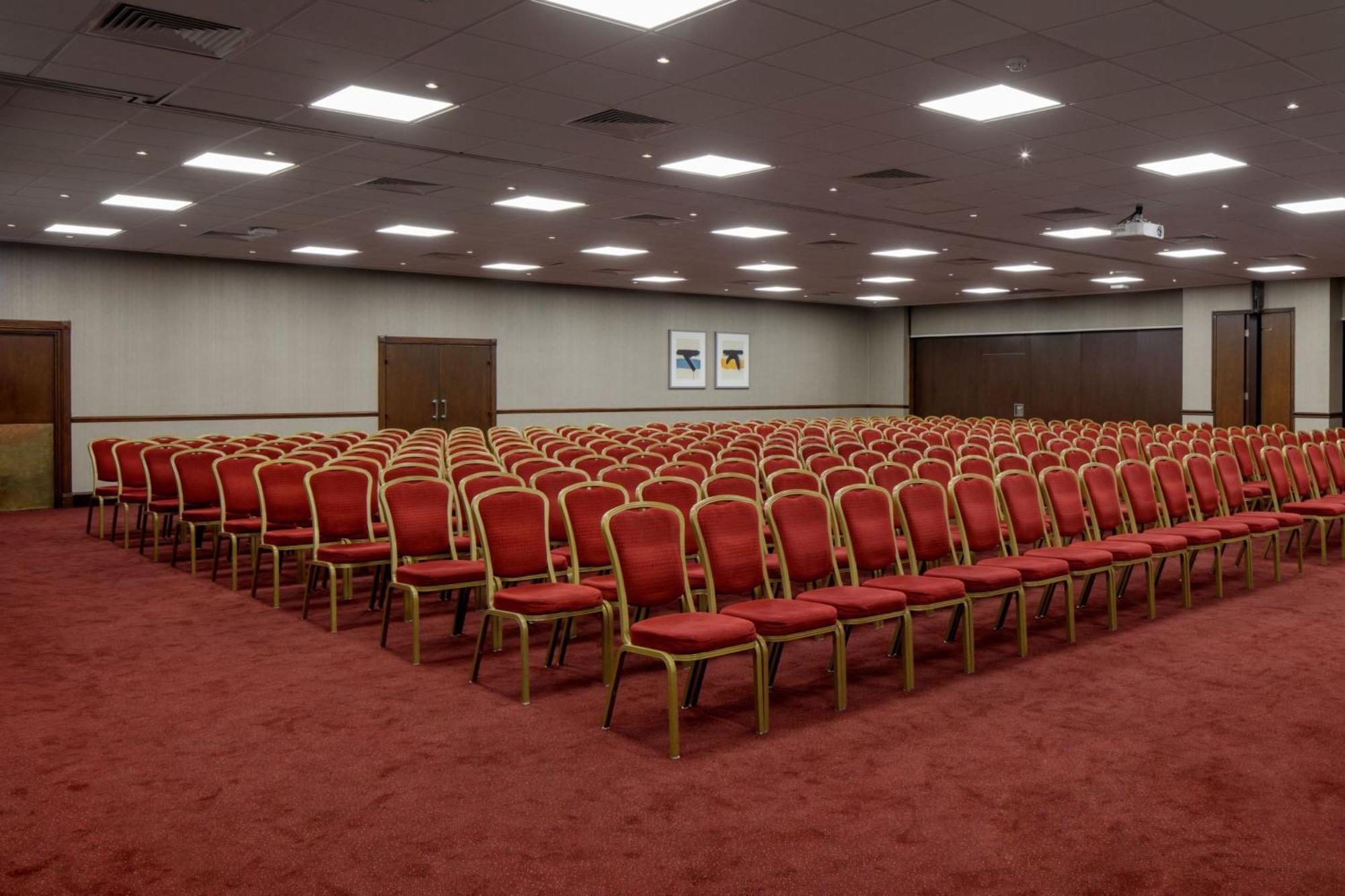 Delta Hotels By Marriott Warwick Warwick  Dış mekan fotoğraf