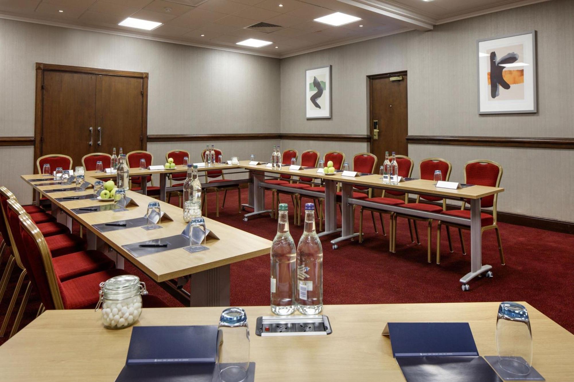 Delta Hotels By Marriott Warwick Warwick  Dış mekan fotoğraf